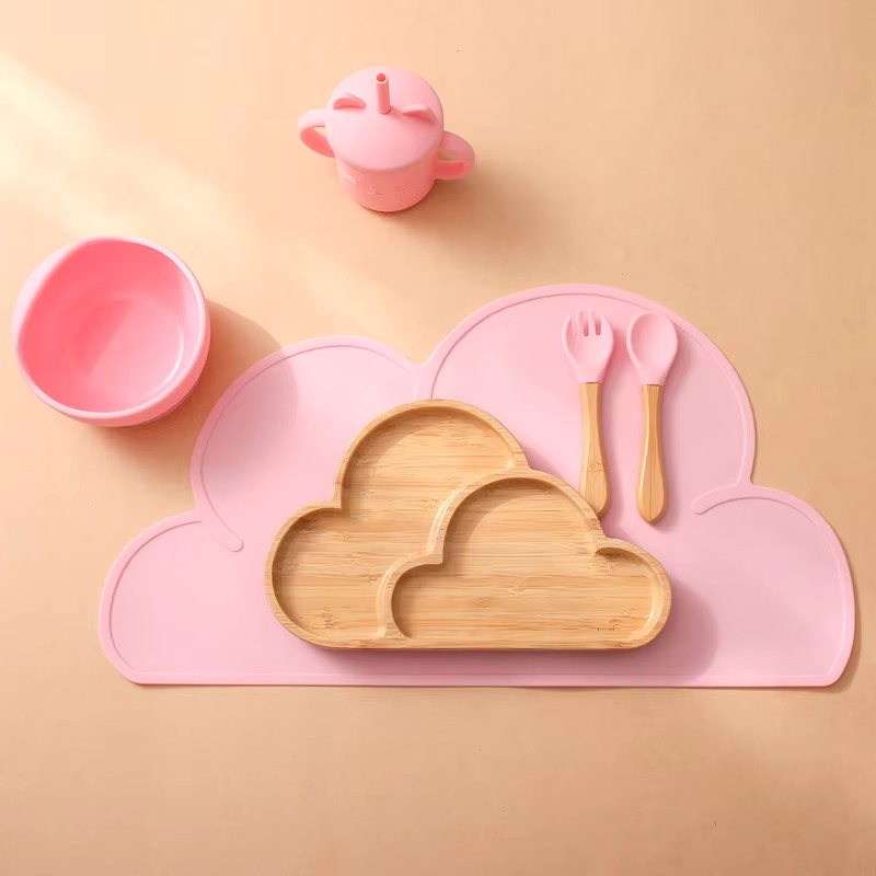 The Cloud Feeding Set