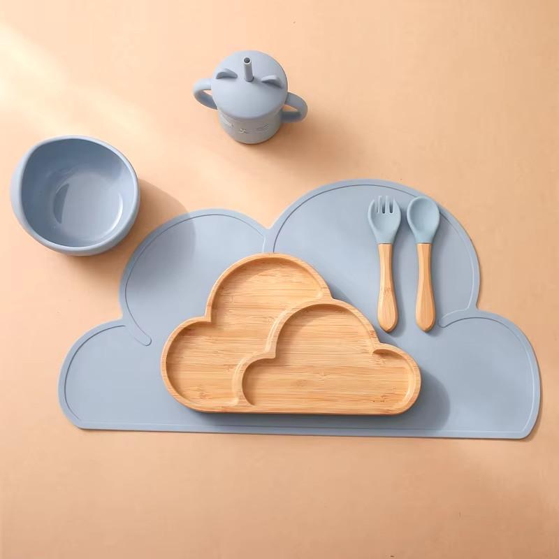 The Cloud Feeding Set